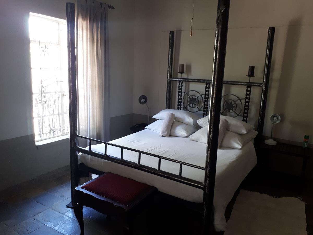 Puccini House Bed & Breakfast Windhoek Exterior photo